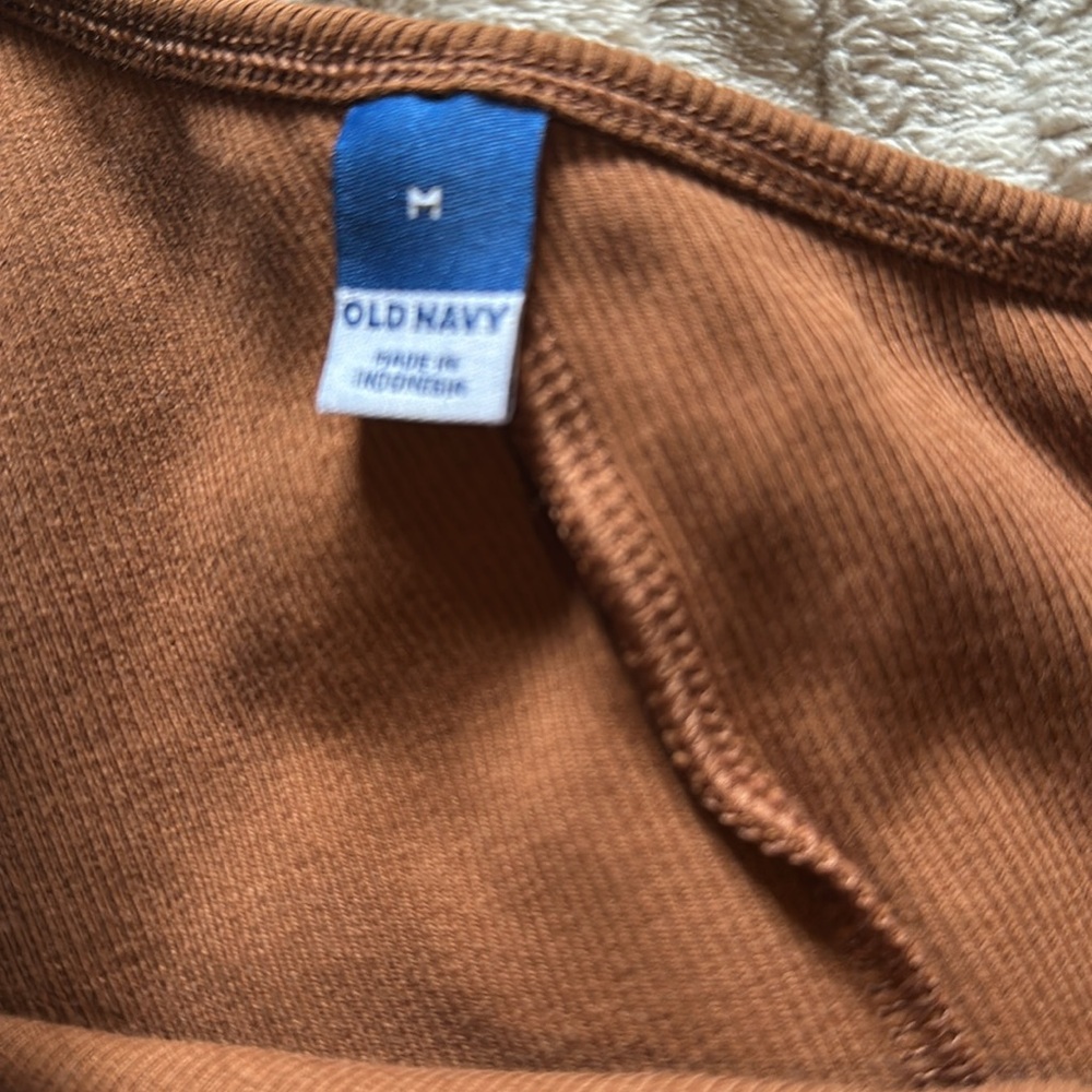 Women’s old navy dress - Picture 2 of 2